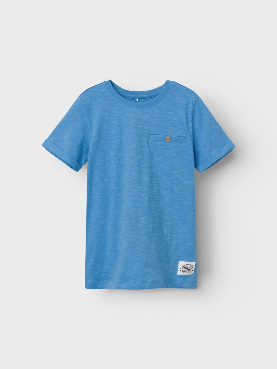 Tshirt NEEDS Menino Name it