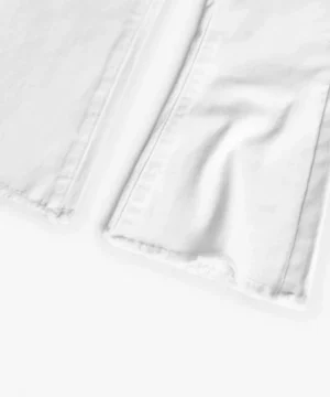 Escreve textos de copywriter para definir peças de vestuário para loja de criança de forma a serem assertivas paras as palavras-chave: Os textos são para ser usados em loja online para descrever o produto, com: Descrição do produto: Tem que ter no MAXIMO 10% de voz passiva e obrigatoriamente o mínimo de 300 palavras. Tem que ter no primeiro paragrafo as palavras-chave e tem que ter densidade do uso das mesmas máximo 2 vezes em textos de 300 palavras sem as alterar de forma nenhuma. Usar pelo nmenos de 30% de palavras de transição nas frases. Descrição curta do produto: Com 156 caracteres e no máximo com 160 caracteres Podem ser usados emojis para preencher textos. Descrição SEO do produtos: com as seguintes palavras-chave: