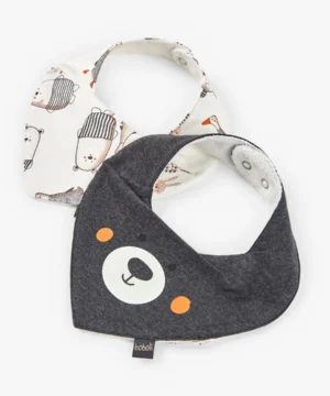 2x babetes Amiguinhos Boboli, macios e resistentes, com estampas divertidas. Essenciais para o conforto e limpeza do bebé. 🐻